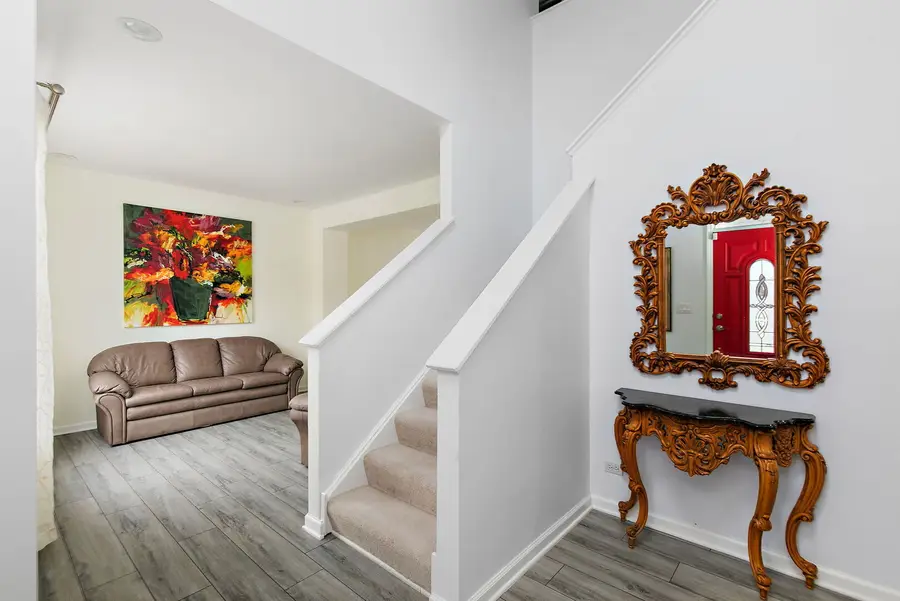 2803 Hidden Valley Court, Carpentersville, IL 60110 - Image #2