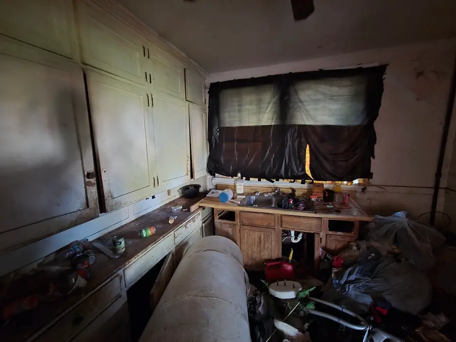 61 E 155th Street, Harvey, IL 60426 - Image #3