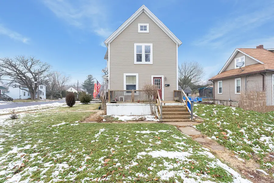 118 W Donovan Avenue, Woodstock, IL 60098 - Image #2
