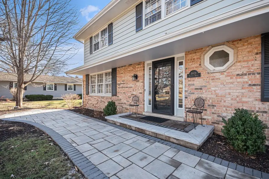 4609 Valerie Drive, Crystal Lake, IL 60014 - Image #3