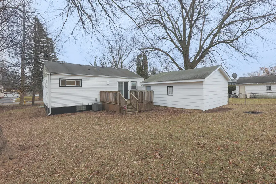 2820 N Elmwood Avenue, Waukegan, IL 60087 - Image #3