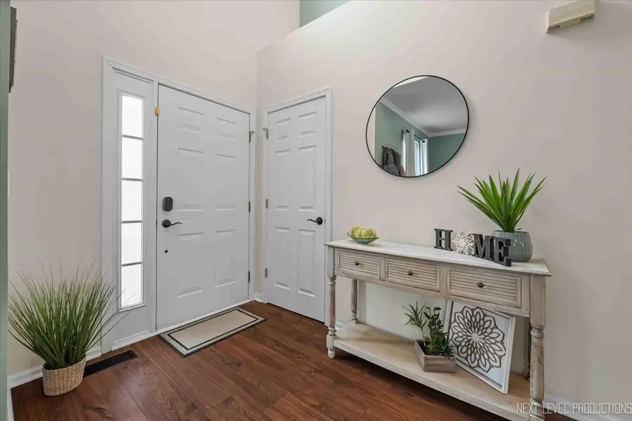 226 Woodland Park Circle, Gilberts, IL 60136 - Image #3