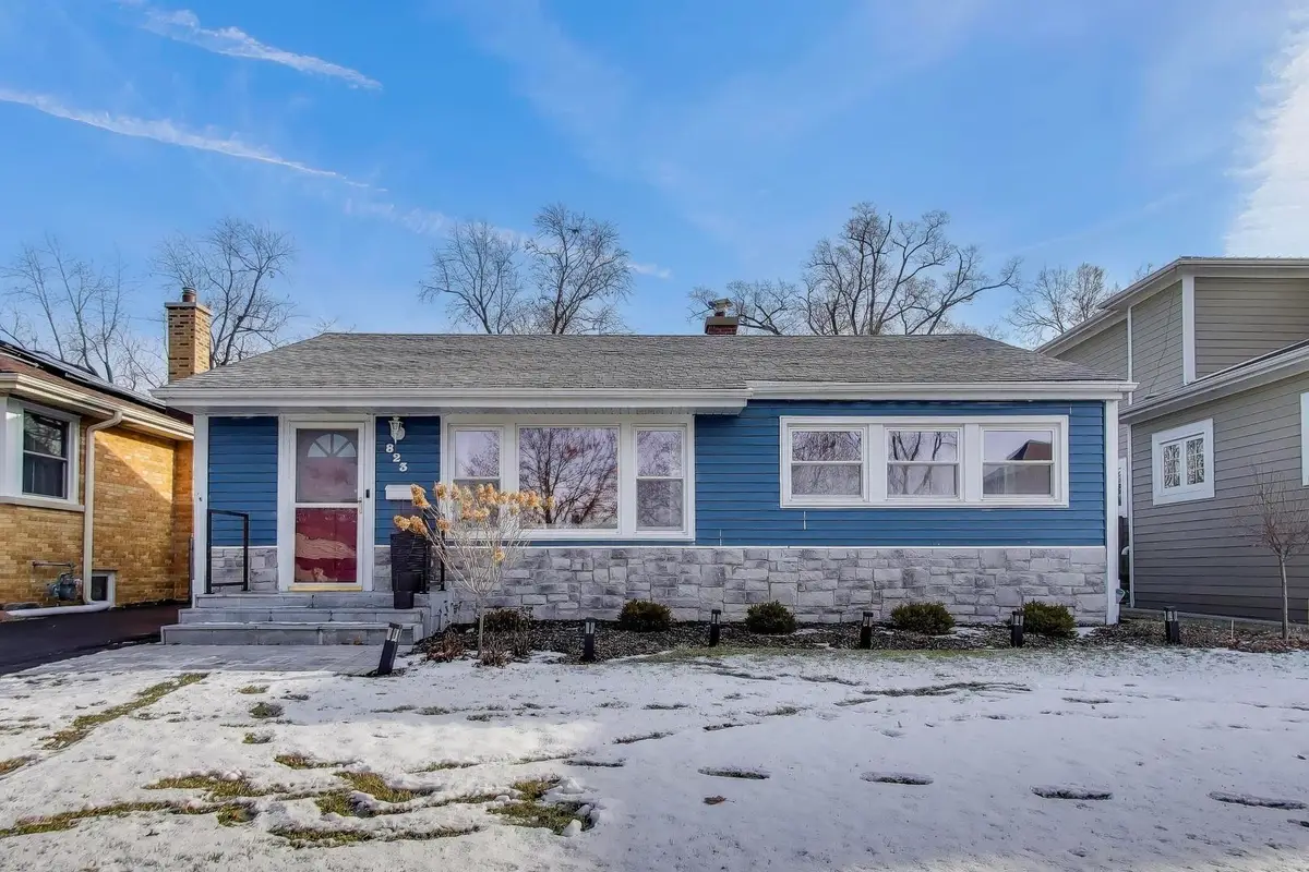 823 N Fernandez Avenue, Arlington Heights, IL 60004 - Image #1