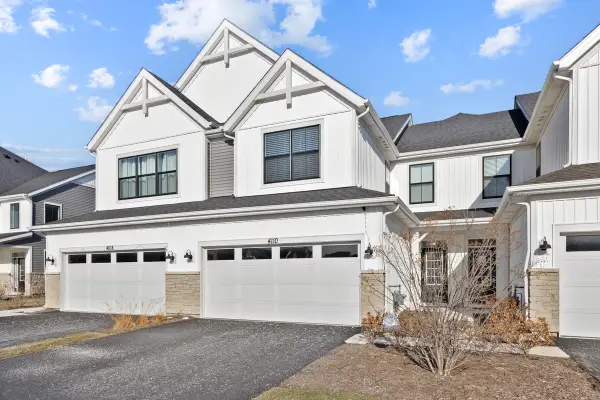 4110 Chelsea Manor Circle, Aurora, IL 60504