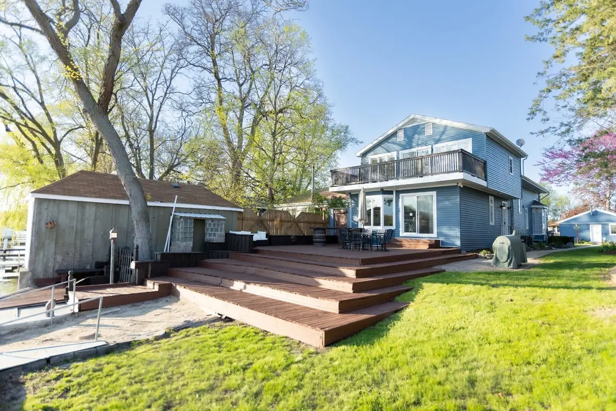 1015 N River Road, McHenry, IL 60051 - Image #1