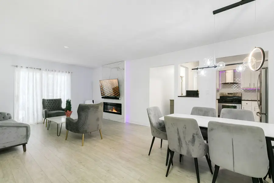 565 Maple Avenue #8, Lisle, IL 60532 - Image #3