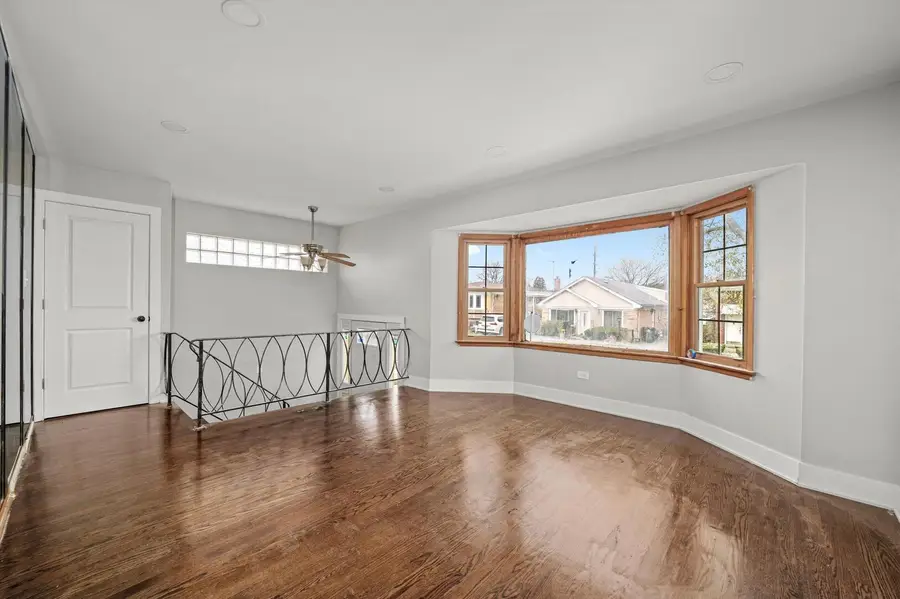 233 32nd Avenue, Bellwood, IL 60104 - #3