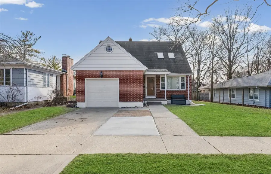 801 W Clark Street, Champaign, IL 61820 - #3