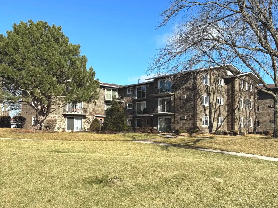 9008 W 140th Street #3C, Orland Park, IL 60462 - Image #2