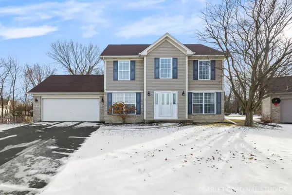 430 Turnbury Court E, DeKalb, IL 60115