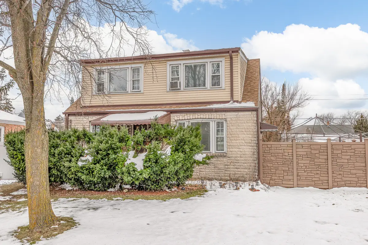 4646 River Road, Schiller Park, IL 60176 - Image #1