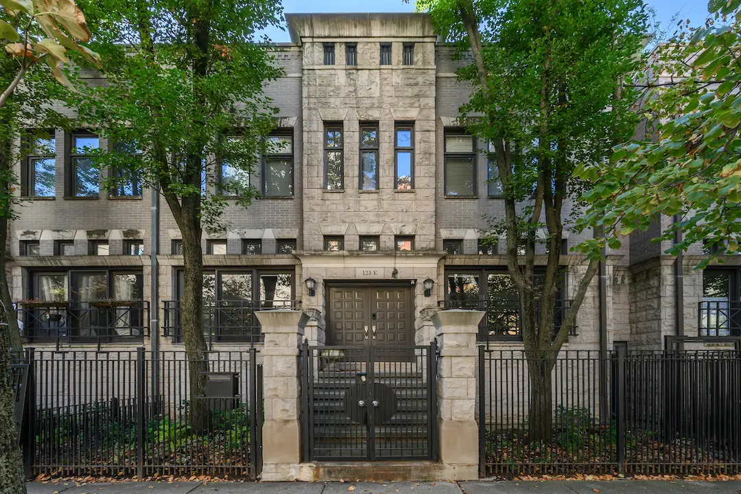 123 W Oak Street #K, Chicago, IL 60610 - Image #1