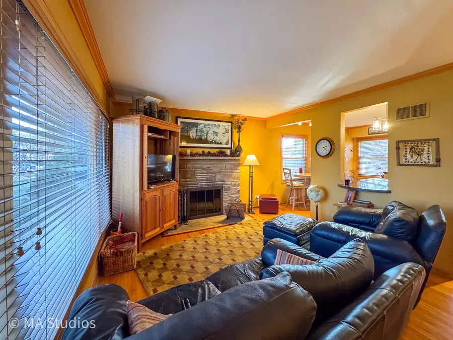 8536 Kedvale Avenue, Skokie, IL 60076 - Image #3