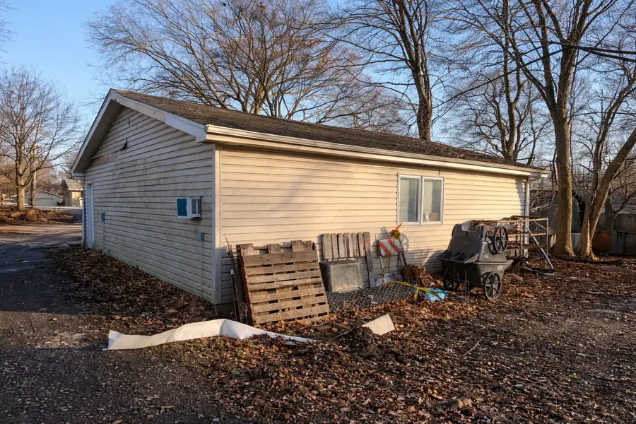 6N442 Gary Avenue, Roselle, IL 60172 - Image #2