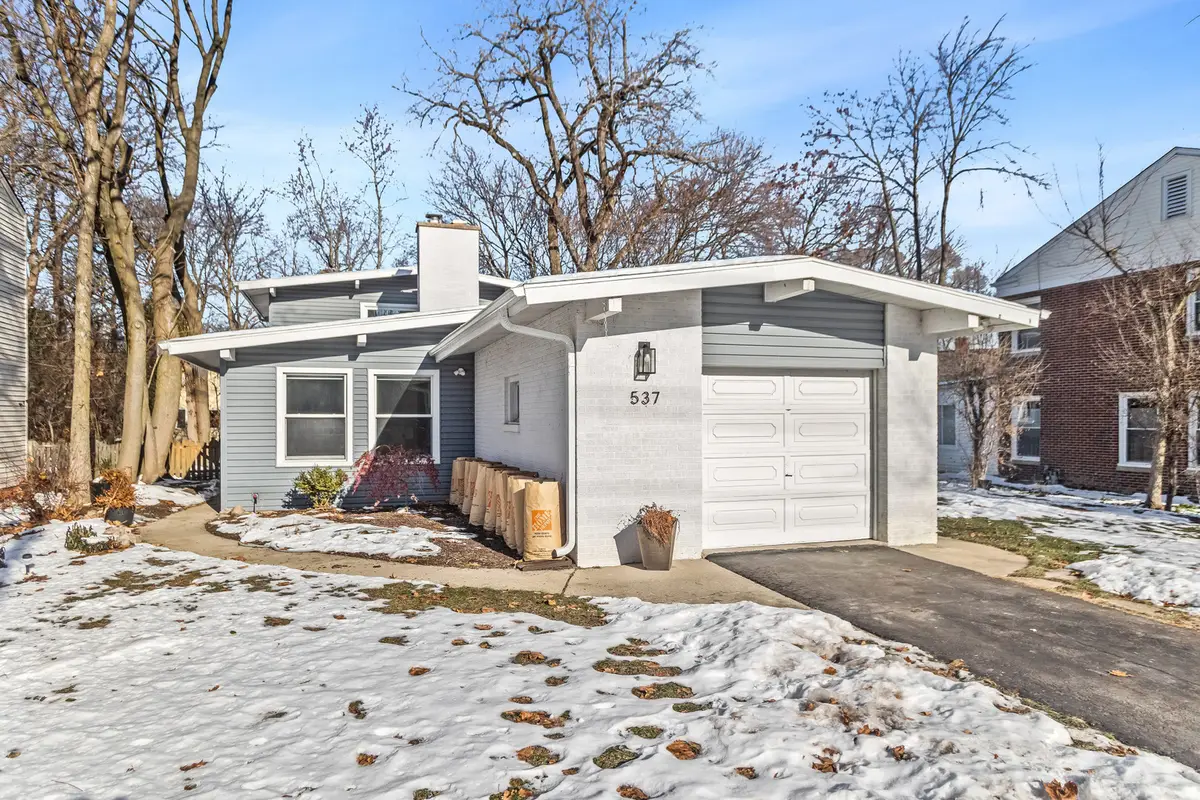 537 County Line Road, Highland Park, IL 60035 - Image #1