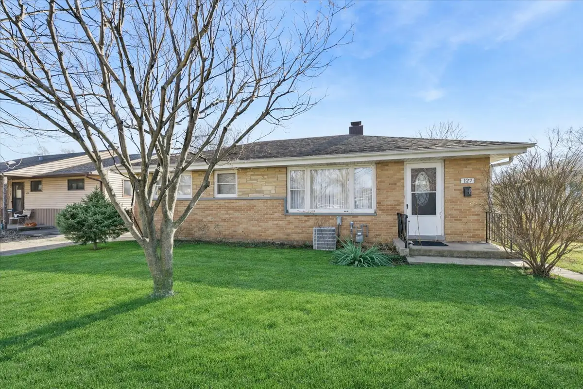127 W Courtland Street, Mundelein, IL 60060 - Image #1