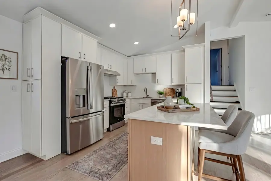 2233 Heathercliff Drive, Green Oaks, IL 60048 - #3