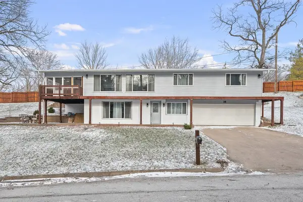 14 Forest View Drive, Coal Valley, IL 61240