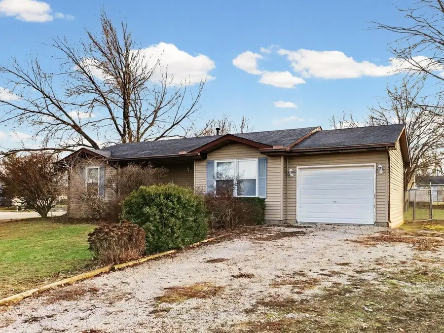 515 Valley View Drive, Philo, IL 61864 - Image #2