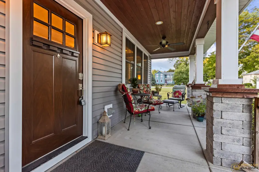 123 N Jefferson Street, Batavia, IL 60510 - #3