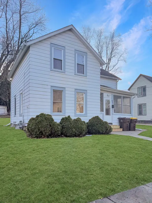 827 E Garden Street, Freeport, IL 61032