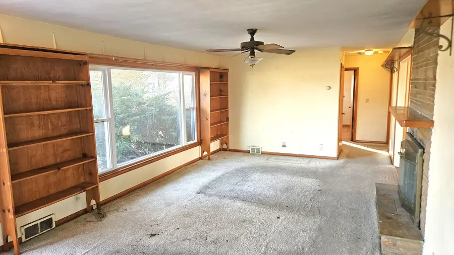 2310 N Winnebago Street, Rockford, IL 61103 - Image #3