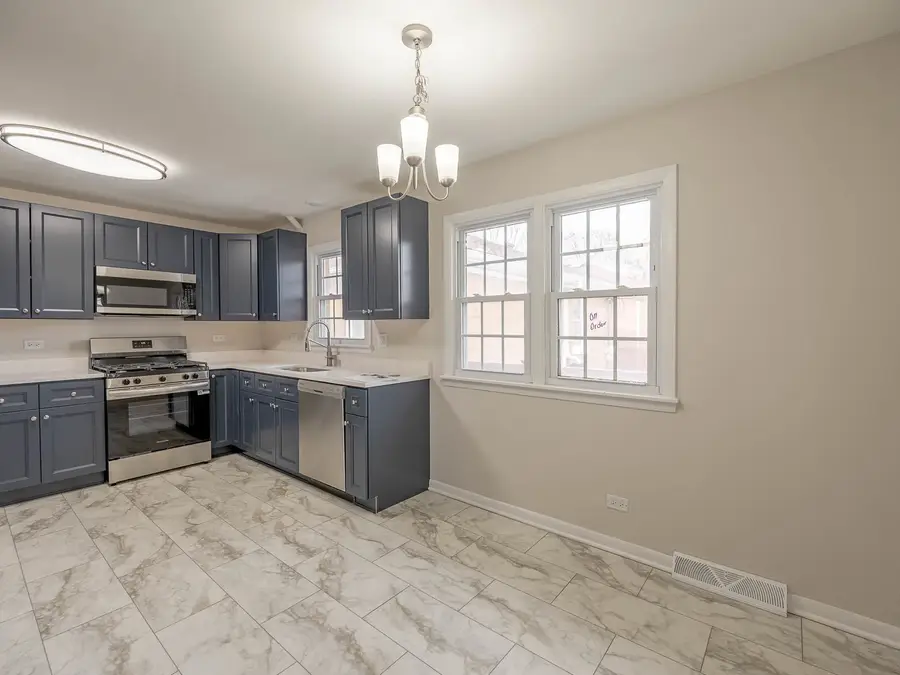 813 Westchester Boulevard, Westchester, IL 60154 - #3