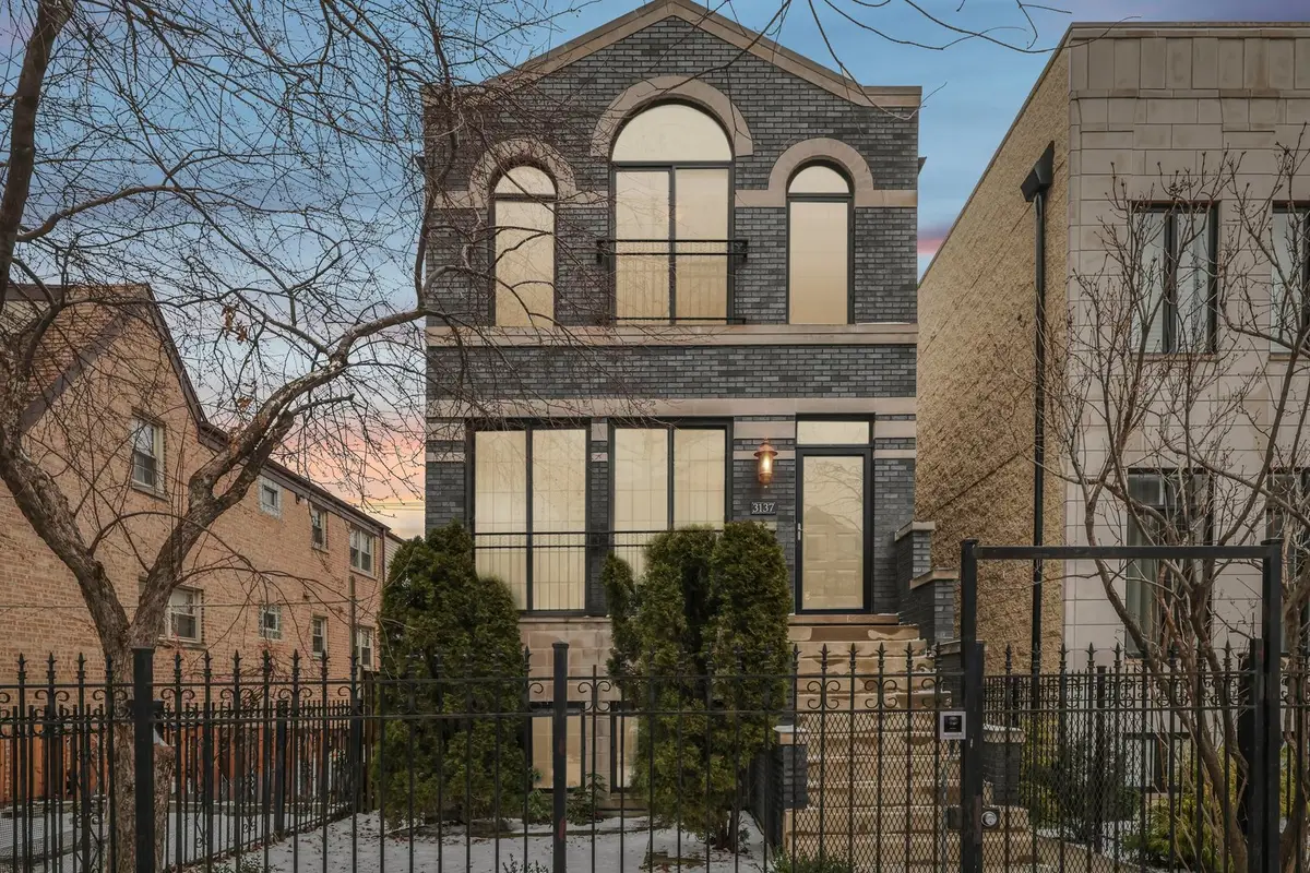 3137 N Spaulding Avenue, Chicago, IL 60618 - Image #1