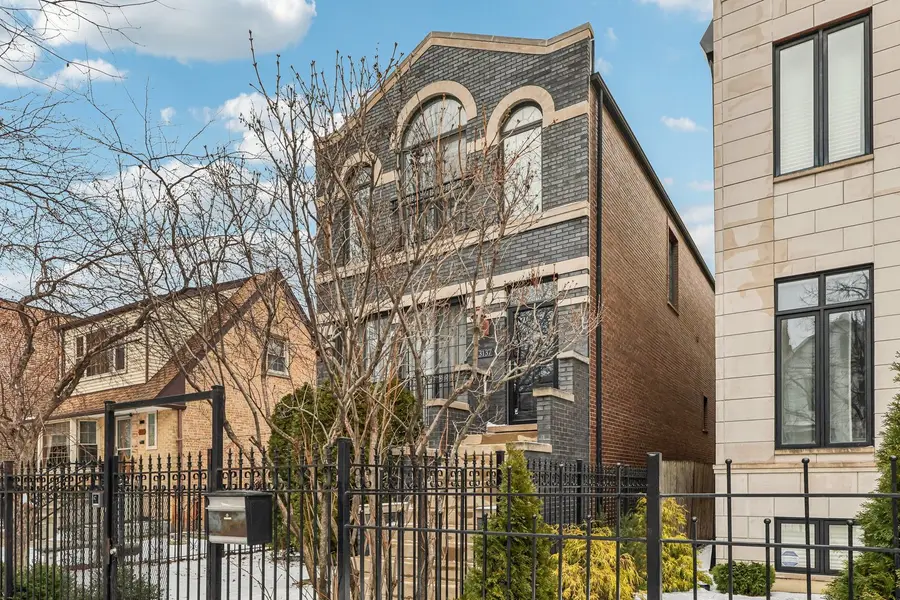 3137 N Spaulding Avenue, Chicago, IL 60618 - Image #2