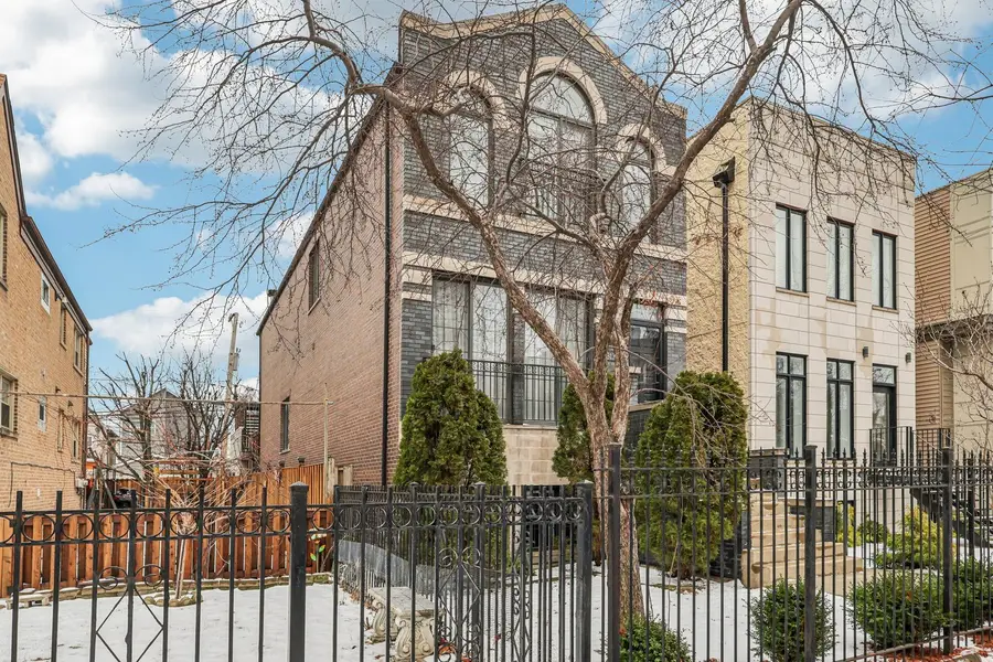 3137 N Spaulding Avenue, Chicago, IL 60618 - Image #3
