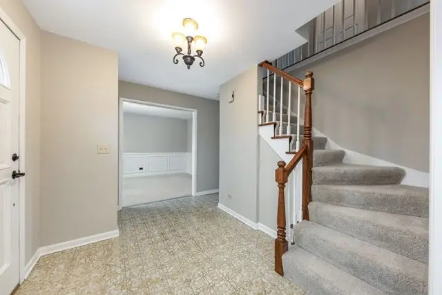 903 Canyon Run Road, Naperville, IL 60565 - Image #3