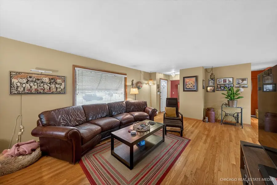 1016 Woodland Drive, Rockford, IL 61108 - Image #3