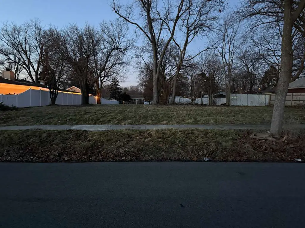 16 W Taylor Road, Lombard, IL 60148 - Image #1