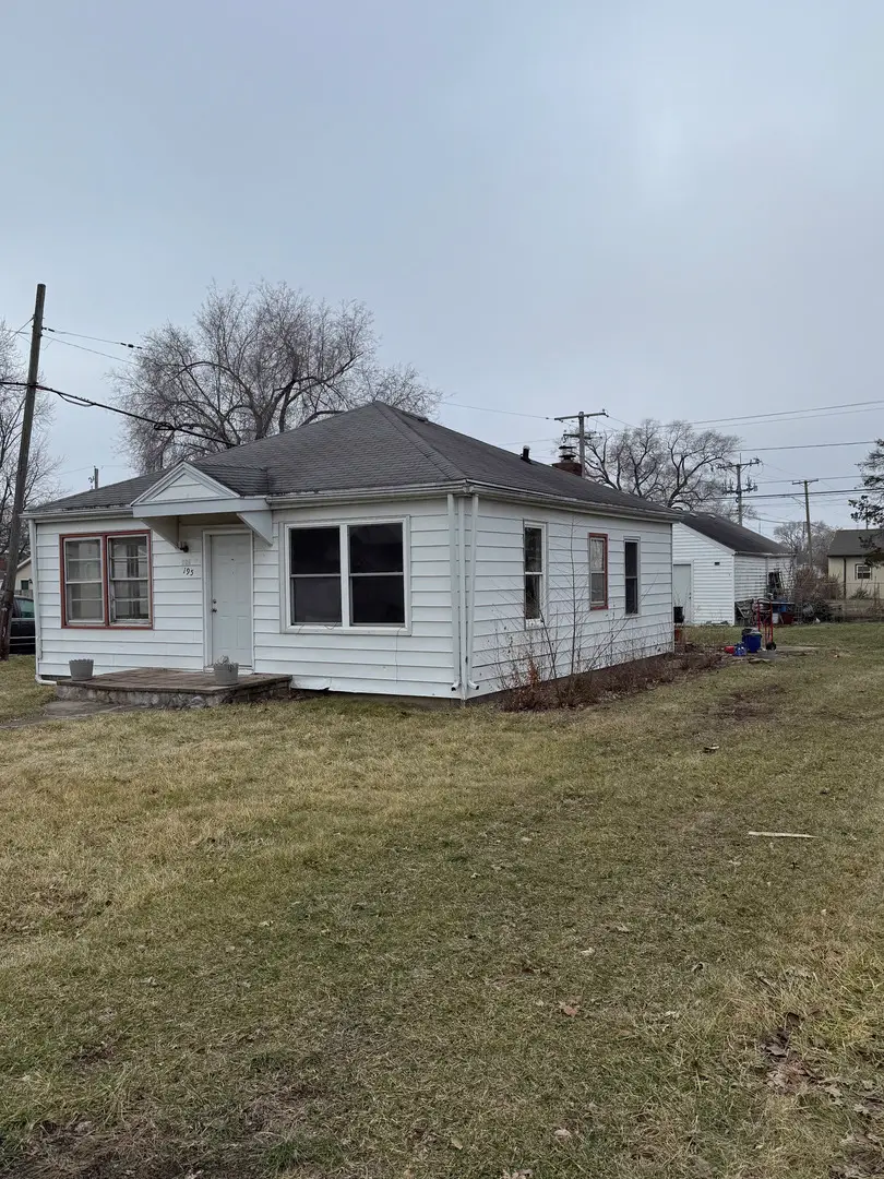 195 S Douglas Avenue, Bradley, IL 60915 - Image #2