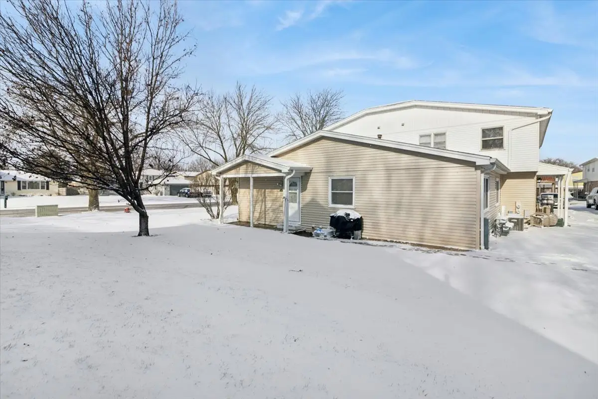 19545 116th Avenue #A, Mokena, IL 60448 - Image #1