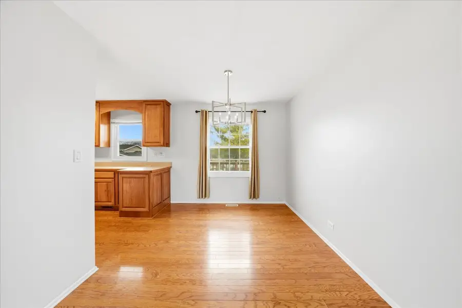 1022 White Bridge Lane, Hanover Park, IL 60133 - Image #3