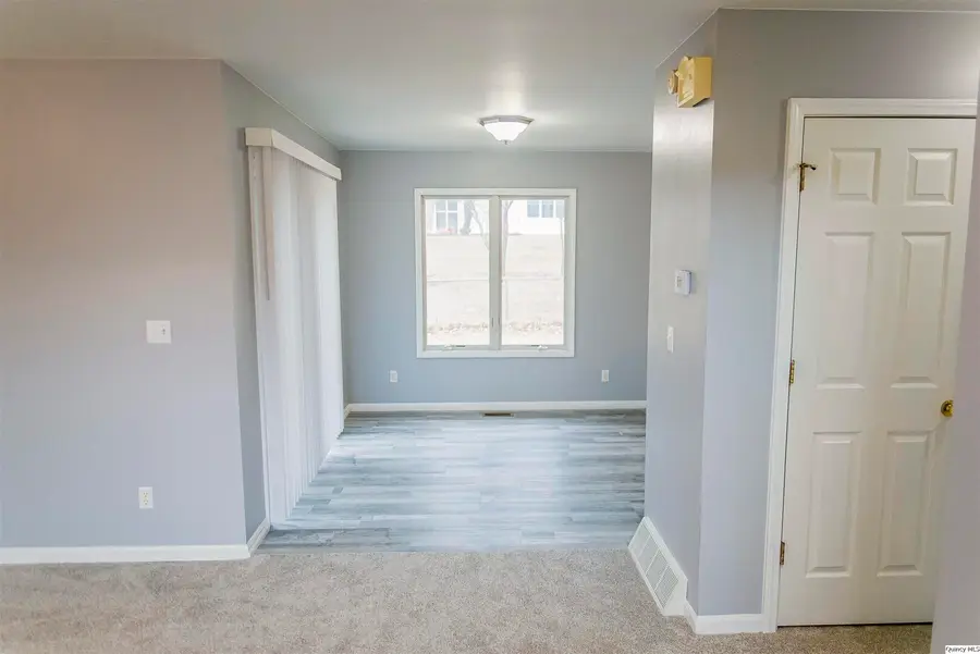 2501 Lindsey Court, Quincy, IL 62305 - Image #3