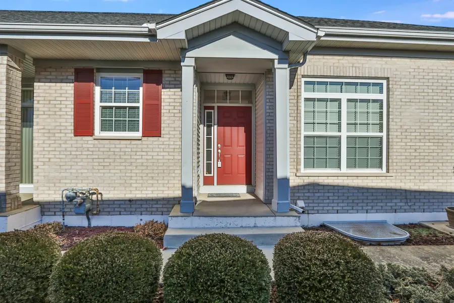 895 Eineke Boulevard, Algonquin, IL 60102 - Image #3