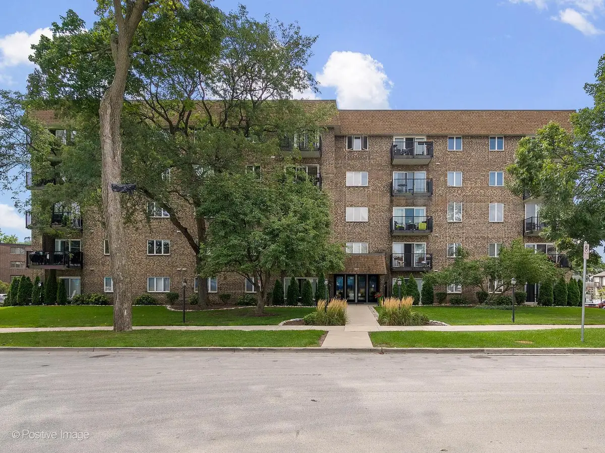 907 Curtiss Street #504, Downers Grove, IL 60515 - Image #1