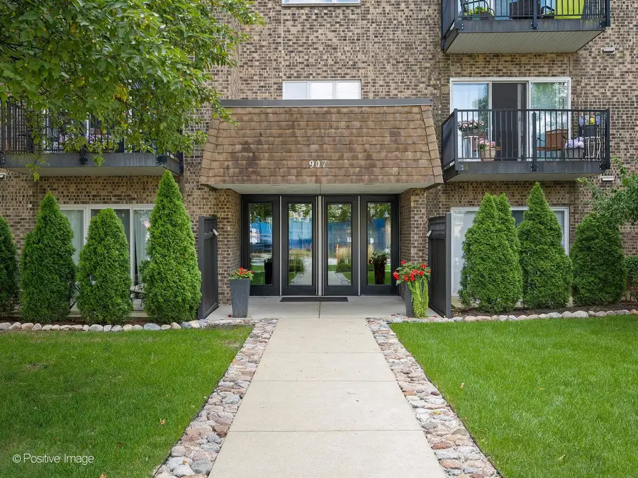 907 Curtiss Street #504, Downers Grove, IL 60515 - Image #2