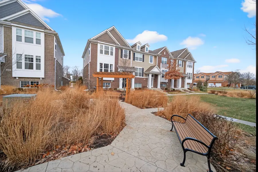 1437 N Charles Avenue, Naperville, IL 60563 - #3