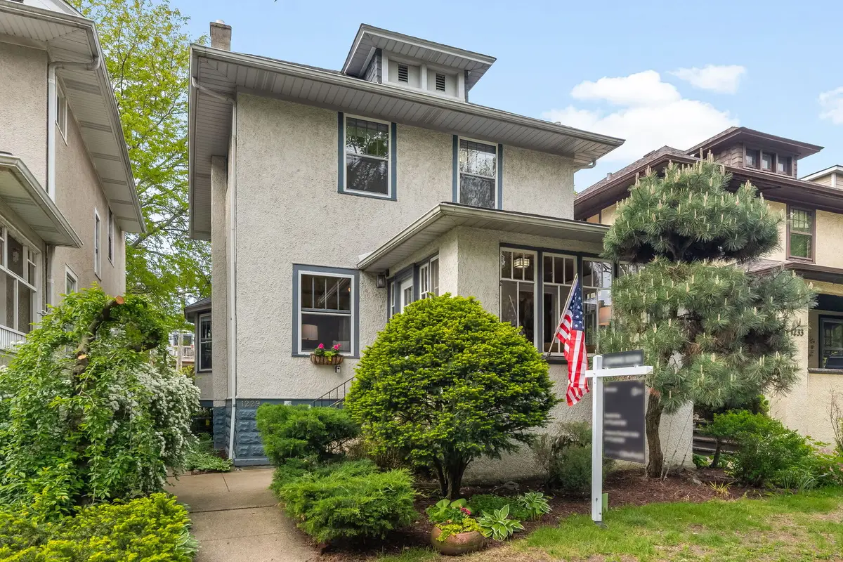 1229 W Hood Avenue, Chicago, IL 60660 - #1