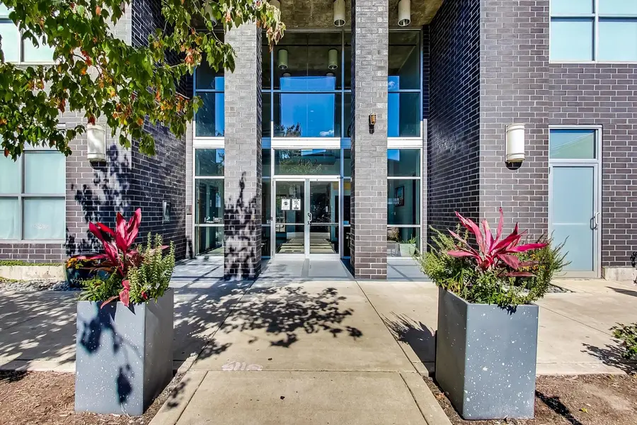 1122 W Catalpa Avenue #703, Chicago, IL 60640 - Image #2