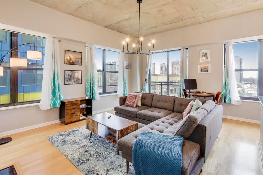 1122 W Catalpa Avenue #703, Chicago, IL 60640 - Image #3