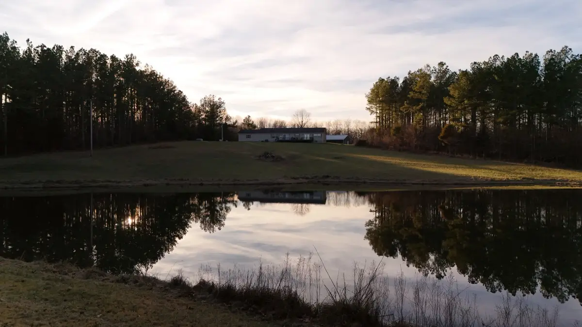 1240 Hummingbird Road, Buncombe, IL 62912 - Image #1