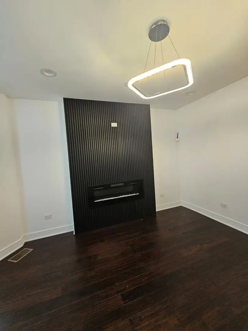 7832 S Evans Avenue, Chicago, IL 60619 - Image #2