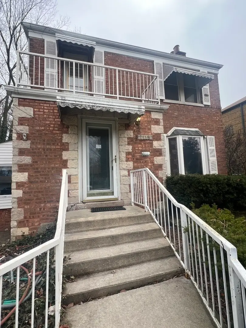 7119 N Keystone Avenue, Lincolnwood, IL 60712 - Image #1