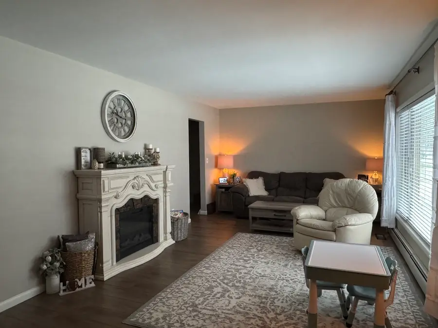 602 N Maple Street, Herscher, IL 60941 - Image #2