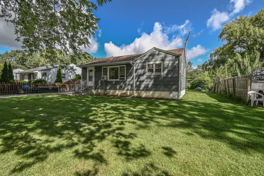 1636 Rice Street, Waukegan, IL 60087 - Image #2