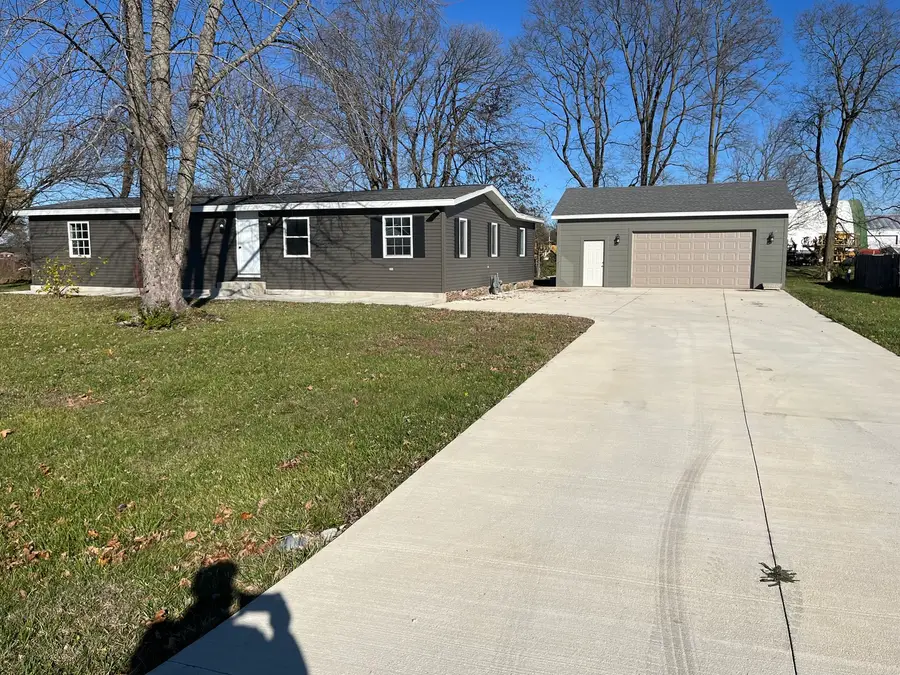 1351 N 4483rd Road, Earlville, IL 60518 - Image #2